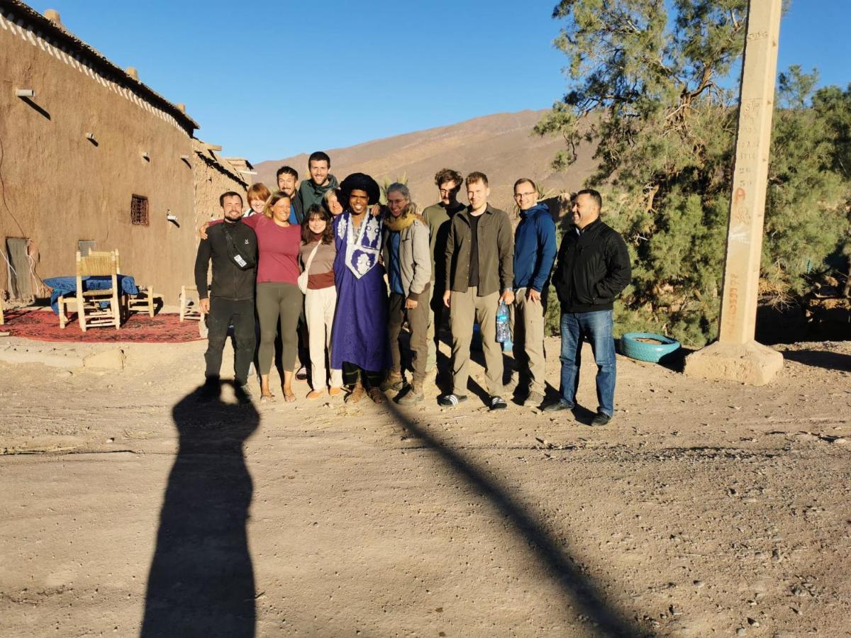 ホテル Bivouac Les Nomades & Foum Zguid To Chegaga Tours エクステリア 写真
