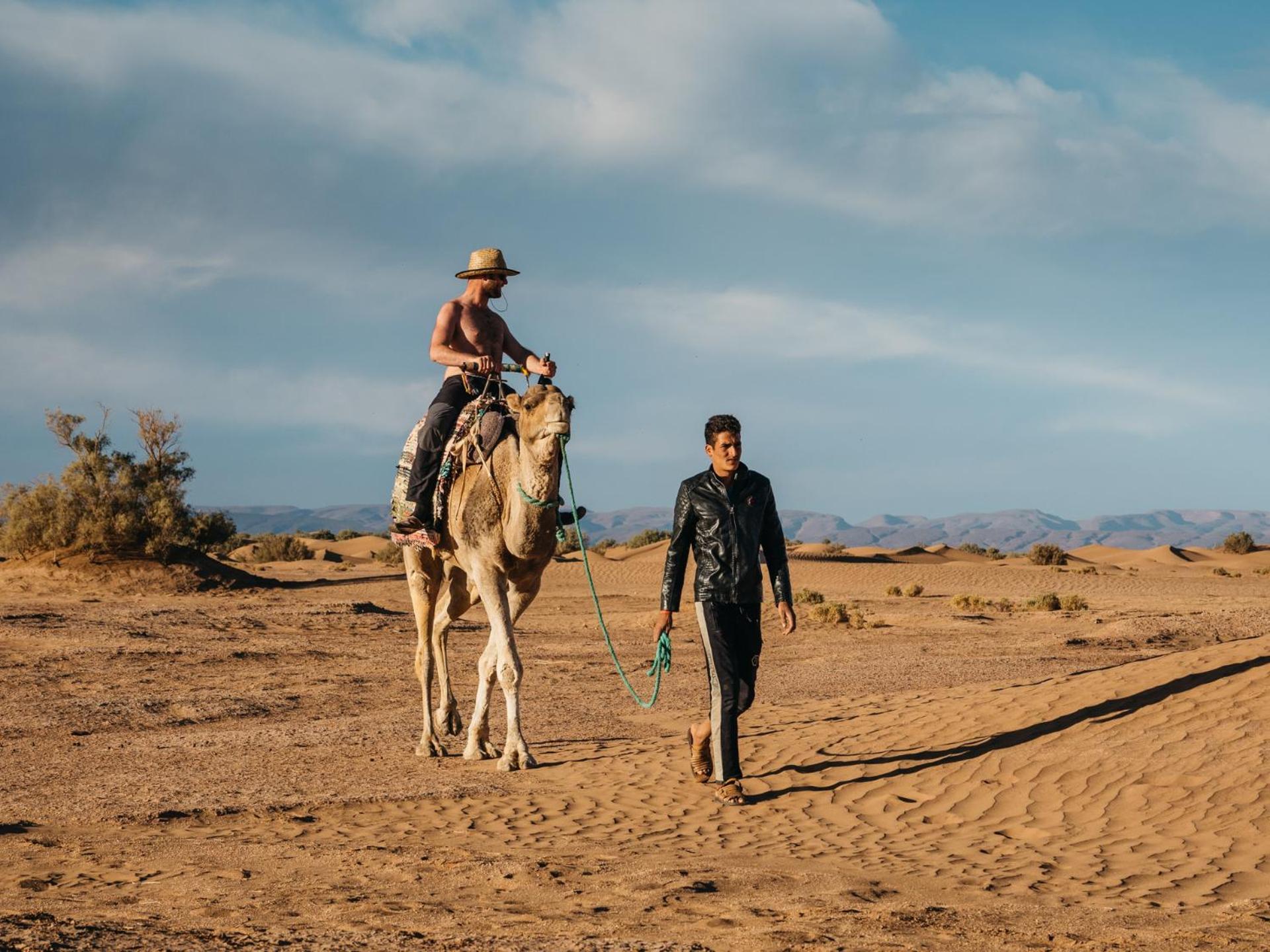 ホテル Bivouac Les Nomades & Foum Zguid To Chegaga Tours エクステリア 写真